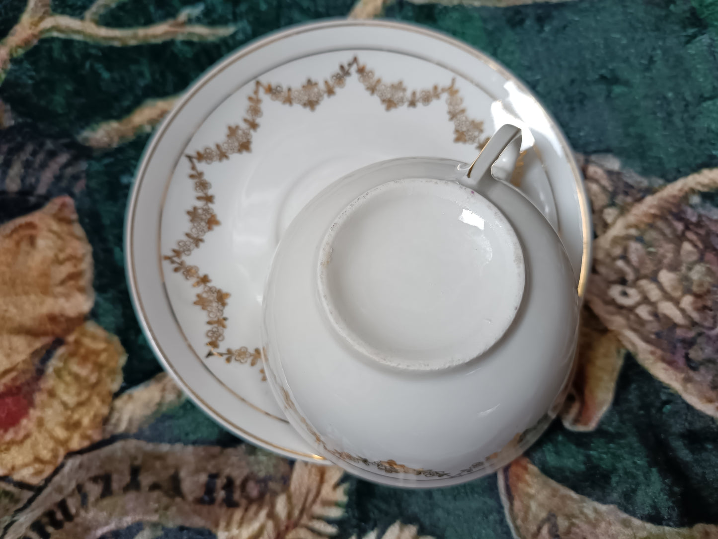Tasse de divination avec soucoupe